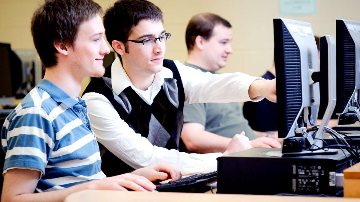 Diploma In Financial Accounting With GST (DFG0598)